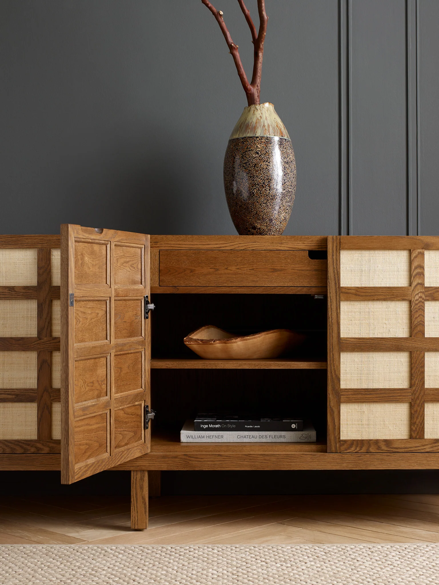 Georgetown Four-Door Sideboard - Image 6