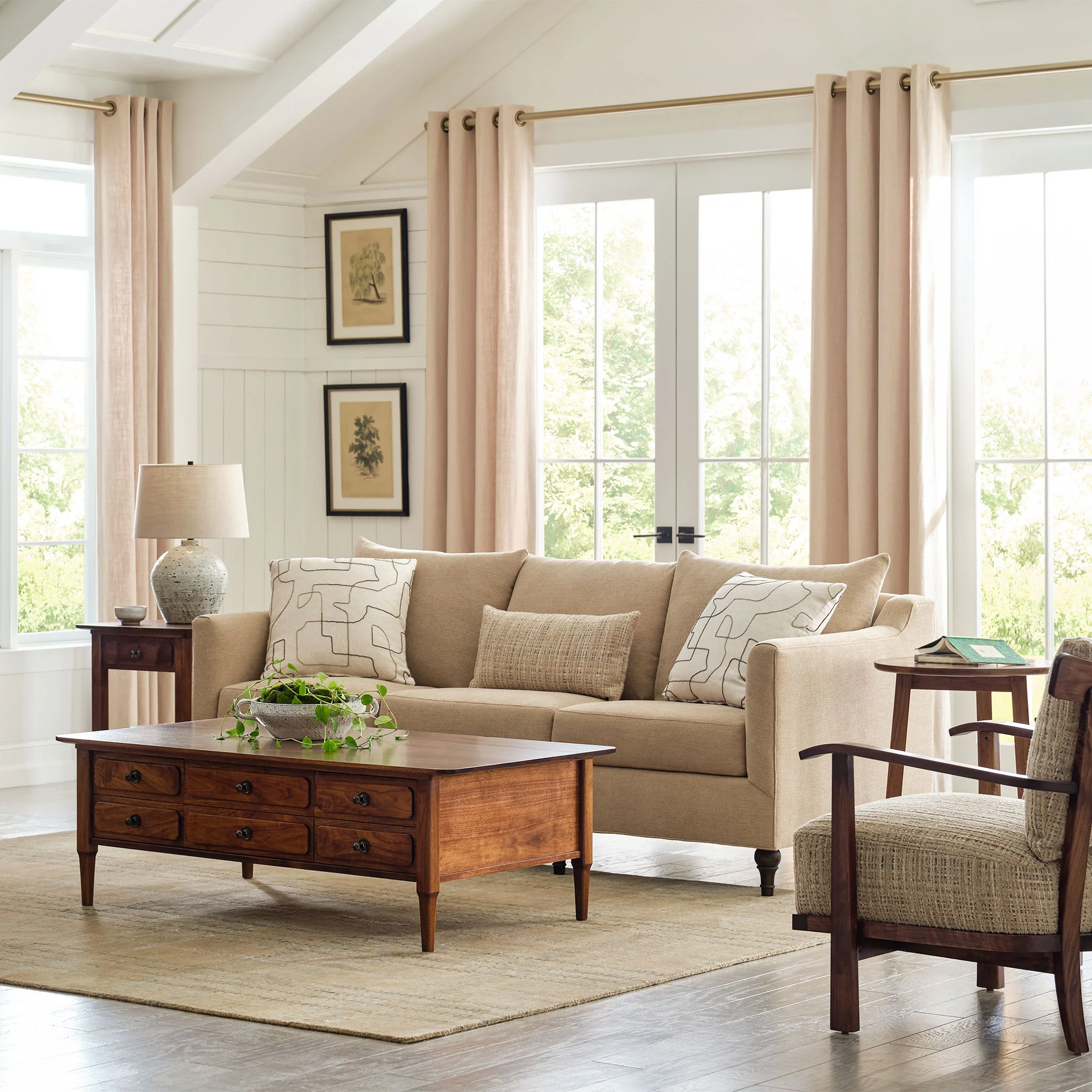 Hudson Valley 86-inch Sofa - Image 2