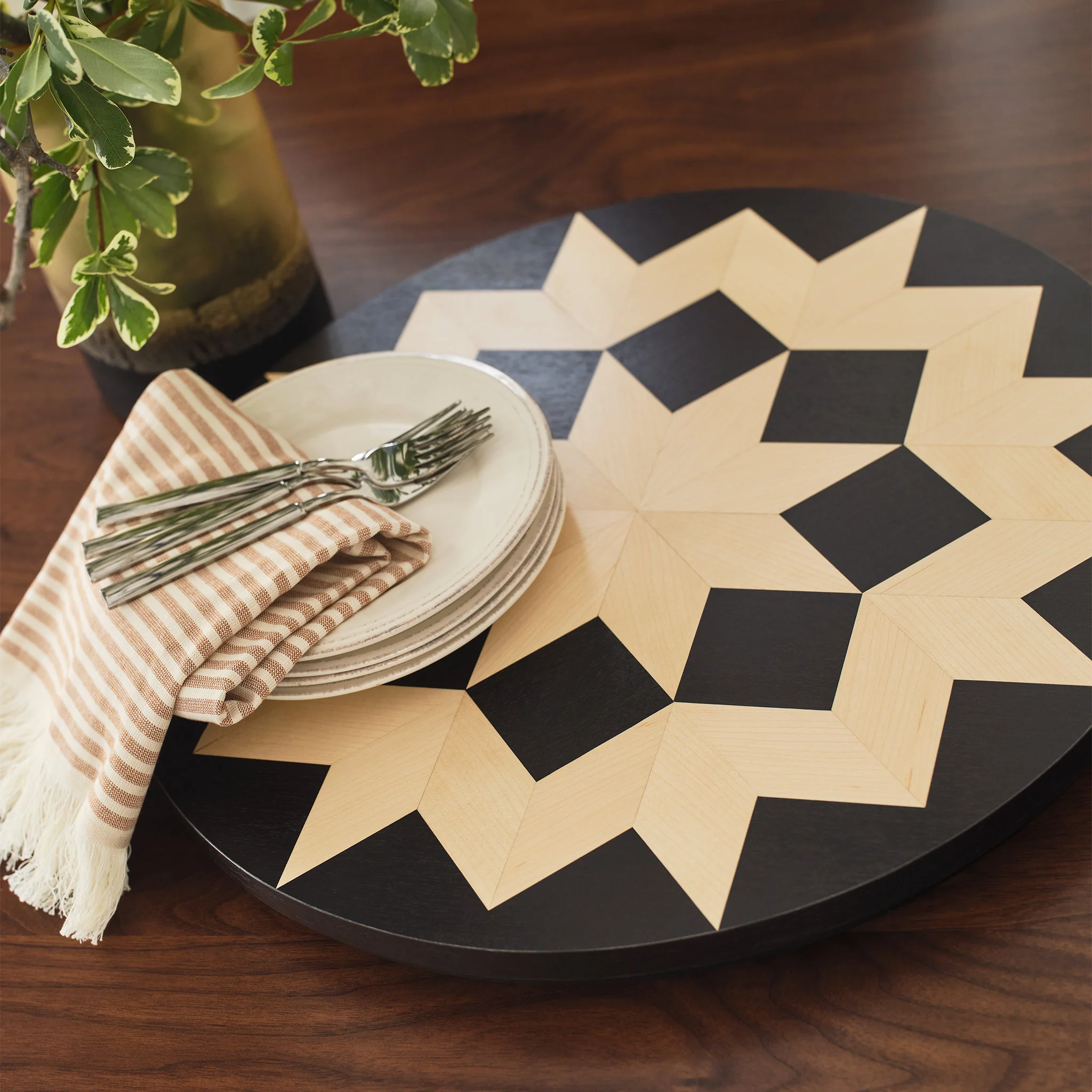 Hudson Valley Lazy Susan - Image 2