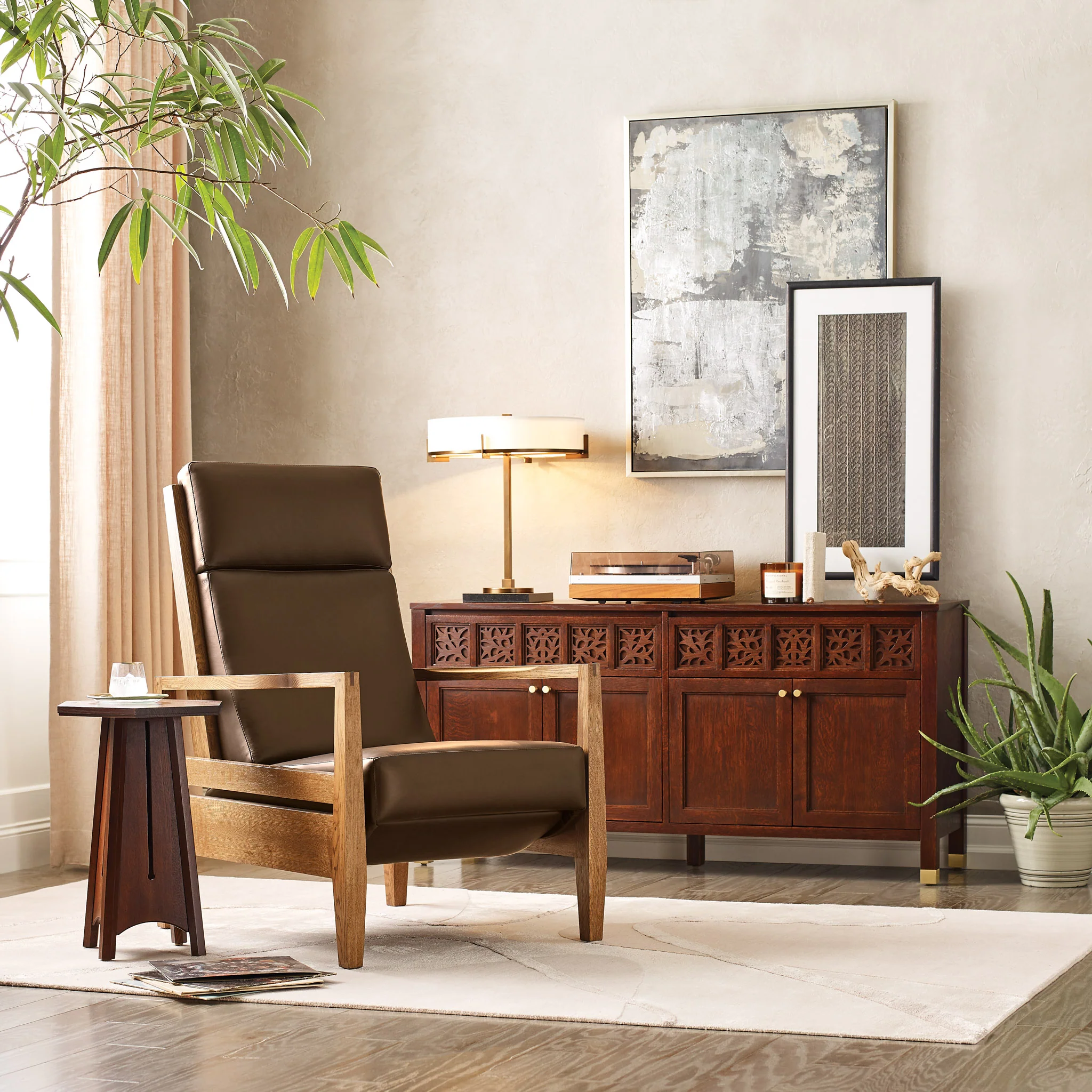 Surrey Hills Recliner - Image 2