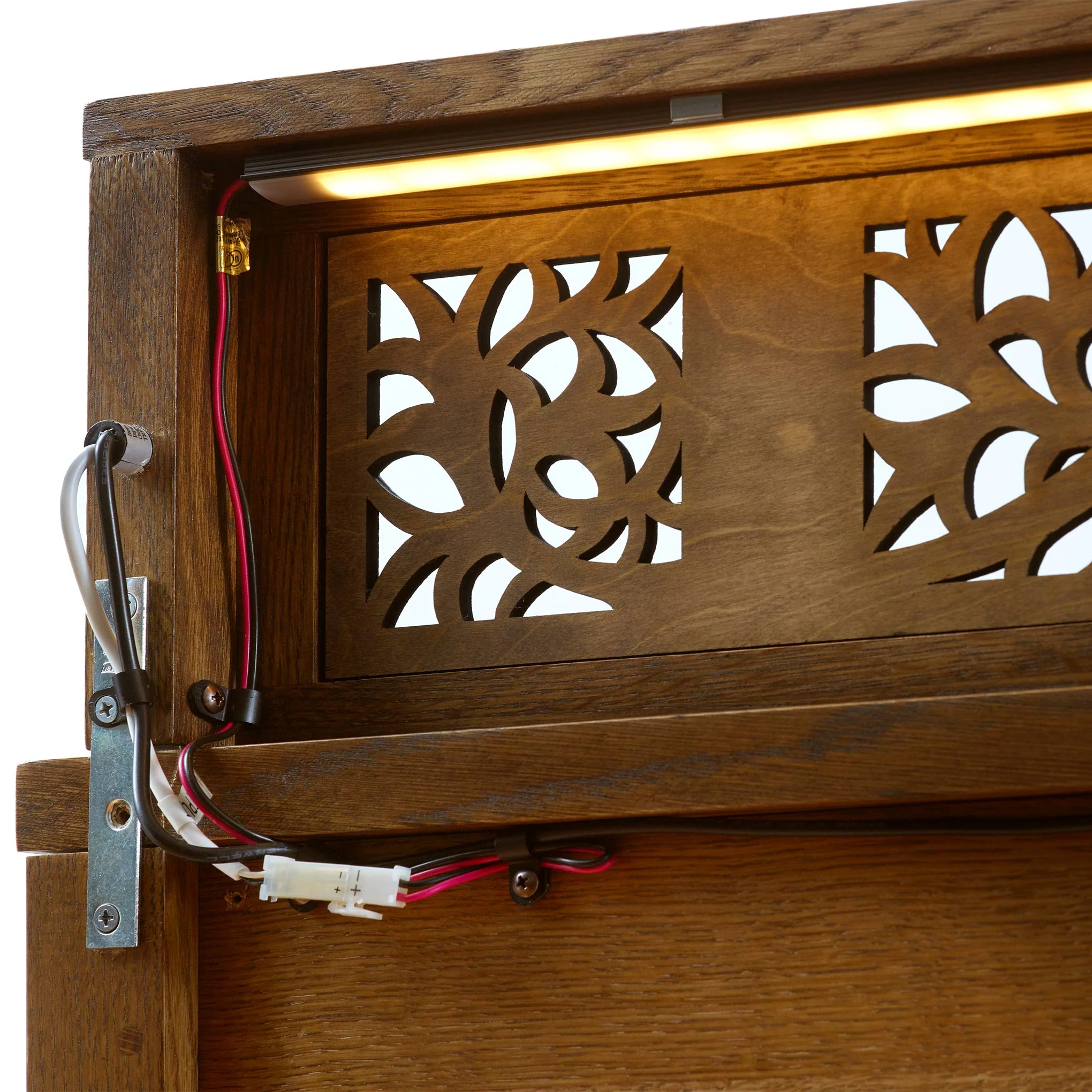 Surrey Hills Server with Gallery - Image 8